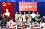 Sinh viên Văn khoa tự hào được đứng trong hàng ngũ của Đảng