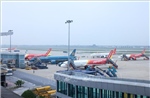 Giữ 'nhịp' ngành hàng không khi bề mặt đỗ sân bay chạm ngưỡng 80 độ C 