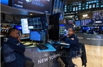 Chứng khoán Mỹ: S&P 500 lập kỷ lục mới nhờ tín hiệu lạm phát hạ nhiệt