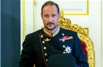 Thái tử Haakon VIII trở thành Nhà vua Na Uy