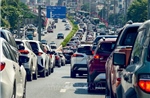 Ùn tắc nghiêm trọng từ Vành đai 2 qua cầu Vĩnh Tuy trong ngày đầu đi làm sau kỳ nghỉ lễ