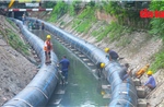 Gấp rút thi công dự án bổ cập nước &#39;rửa&#39; sông Tô Lịch