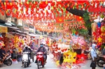 Sắc màu Trung thu rực rỡ tràn ngập phố Hàng Mã