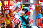 Sắc màu Trung thu phủ kín phố Hàng Mã, đồ chơi truyền thống hút khách