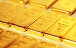 Giá vàng thế giới giảm do đồng USD mạnh lên