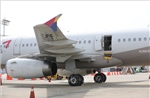 Tòa án Hàn Quốc phát lệnh bắt giữ hành khách mở cửa máy bay Asiana Airlines