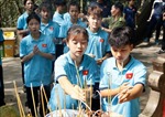Đội tuyển nữ U20 Việt Nam dâng hương tưởng niệm các Vua Hùng