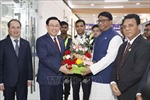 Chủ tịch Quốc hội Vương Đình Huệ đến Dhaka, bắt đầu thăm chính thức CHND Bangladesh