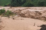 Phú Thọ: Đi qua đập tràn, một học sinh bị nước cuốn trôi