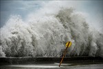Trung Quốc ban bố cảnh báo vàng đối với bão Koinu