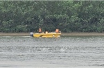 Tìm kiếm 4 người mất tích do lật thuyền trên sông Chanh