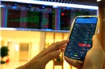 VN-Index đảo chiều tăng điểm cuối phiên sáng 19/5