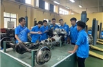 Phát triển nguồn nhân lực, tạo lợi thế thu hút đầu tư
