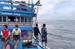 Cứu được toàn bộ thuyền viên vụ chìm tàu cá trên vùng biển Lý Sơn