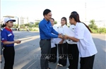 Tuổi trẻ Bắc Ninh đồng hành cùng thí sinh &#39;vượt vũ môn&#39;