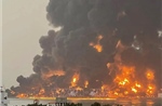 Israel tấn công các mục tiêu của Houthi ở cảng Hodeidah