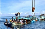 Đồn Biên phòng Hòn Chuối (Cà Mau) cứu hộ kịp thời tàu cá bị chìm trên biển