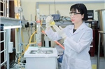 Người &#39;thắp lửa&#39; đam mê khoa học cho thế hệ trẻ
