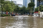 Hà Nội: Vẫn còn nhiều điểm ngập sâu, giao thông khó khăn