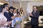 Chủ tịch Quốc hội gặp đại diện trí thức tiêu biểu và sinh viên Việt Nam tại Italy