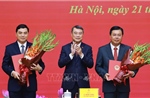 Thủ tướng trao quyết định về công tác cán bộ đối với Bộ Nội vụ và Bộ Dân tộc và Tôn giáo