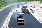 Tăng tốc mở rộng cao tốc Cam Lộ - La Sơn lên 4 làn xe