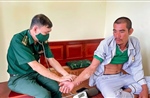 Cứu vớt ngư dân trôi dạt trên biển