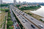 Giữ khoảng cách với xe liền trước để hình thành thói quen an toàn khi tham gia giao thông