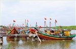 Nghệ An: Ngư dân làng biển Diễn Châu đồng loạt treo cờ Tổ quốc trên tàu, thuyền dịp Quốc khánh 2/9