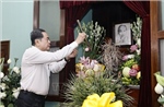 Chủ tịch Quốc hội Trần Thanh Mẫn dâng hương tưởng nhớ Chủ tịch Hồ Chí Minh
