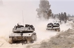 Video xe tăng Israel rầm rập tiến vào Thành phố Gaza