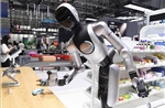 Trung Quốc tăng tốc phát triển robot hình người, hướng tới lực lượng lao động AI