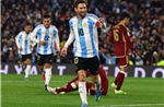 Messi lập cú đúp ở trận đấu cuối trên sân nhà, giúp Argentina đại thắng