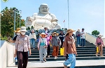 Lâm Viên núi Cấm tham gia &#39;đường đua chữa lành&#39;