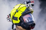 Mũ bảo hộ thông minh giúp lính cứu hỏa &#39;nhìn&#39; xuyên khói tìm nạn nhân