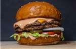 Chiếc burger đắt nhất thế giới giá 11.000 USD, chỉ phục vụ khách mời đặc biệt