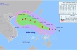 Bão Toraji gần Biển Đông, giật cấp 12