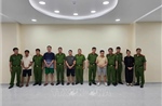 Triệt phá đường dây sản xuất dầu nhớt giả quy mô lớn