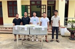 Triệt phá đường dây vận chuyển bạc trái phép qua biên giới