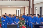 Xét xử 31 bị cáo mua bán trái phép chất ma túy, tàng trữ vũ khí quân dụng