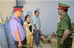Khởi tố đối tượng sản xuất giấm ăn bằng axit công nghiệp pha nước giếng khoan