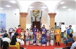 Khơi dậy tình yêu sách, tôn vinh giá trị áo dài Việt Nam