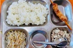 Thành ủy Hà Nội yêu cầu xác minh phản ánh bất cập về quản lý bữa ăn bán trú