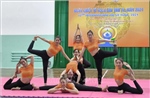 Đông đảo người dân Bến Tre tham gia đồng diễn Yoga