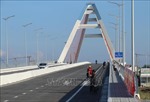 Thông xe cầu Trần Hoàng Na qua sông Cần Thơ