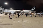 Máy bay gặp sự cố, một đường băng của sân bay quốc tế Hong Kong phải đóng cửa