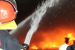 Hà Nội: Cứu ba người thoát khỏi đám cháy tại nhà dân