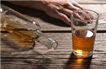 Ngộ độc rượu pha methanol khiến 8 người ở Maroc tử vong