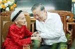 Tổng Bí thư Tô Lâm thăm Mẹ Việt Nam Anh hùng ở Nghệ An
