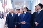 Thủ tướng Phạm Minh Chính tìm hiểu hoạt động của Sàn giao dịch chứng khoán, Trung tâm tài chính quốc tế tại Thượng Hải